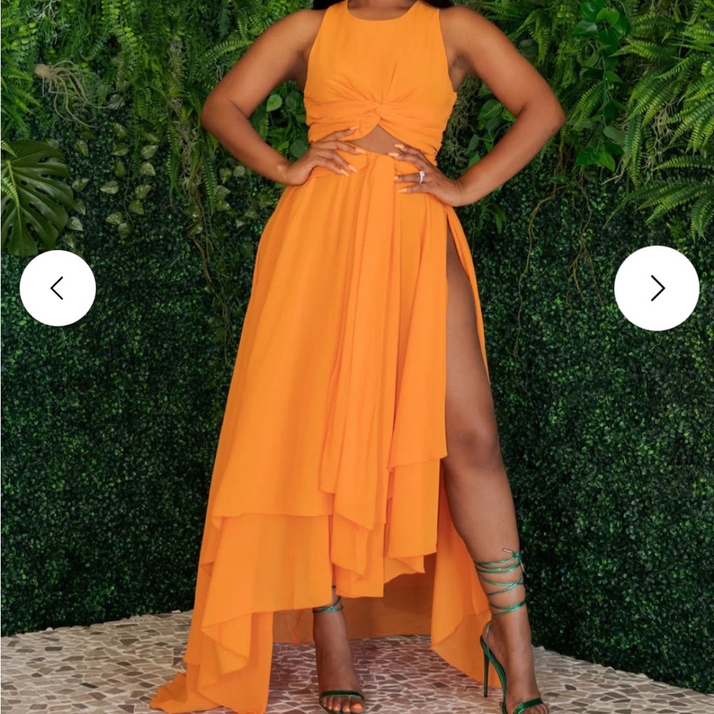 Ellae Lisque Femininity | Orange Dress - Size L